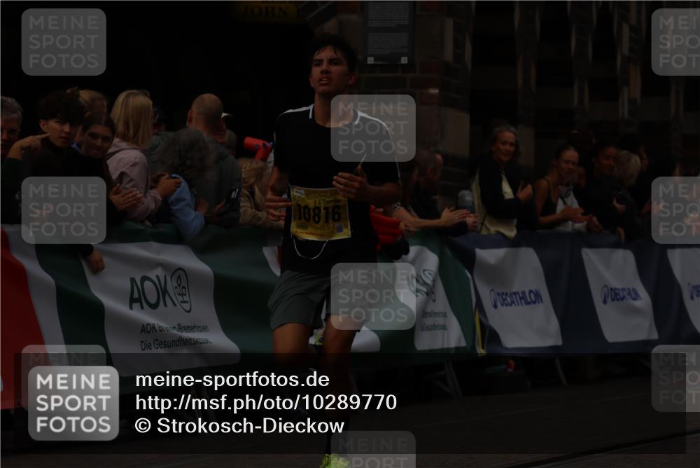 13.09.2026 - 21. swb-Marathon Bremen Strokosch-Dieckow http://msf.ph/oto/10289770 13.09.2026 10:42:55 Ziel 10312, 10358, 10632, 10775, 10816, 11375, 11779, 12281, 12395, 10336, 11042, 11143, 11265, 11442, 11632, 12053, 13523 meine-sportfotos.de