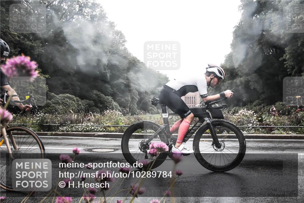 13.09.2026 - Stadtparktriathlon H.Heesch http://msf.ph/oto/10289784 13.09.2026 12:57:19 Radfahren 1284, 1301, 1333, 1338 meine-sportfotos.de