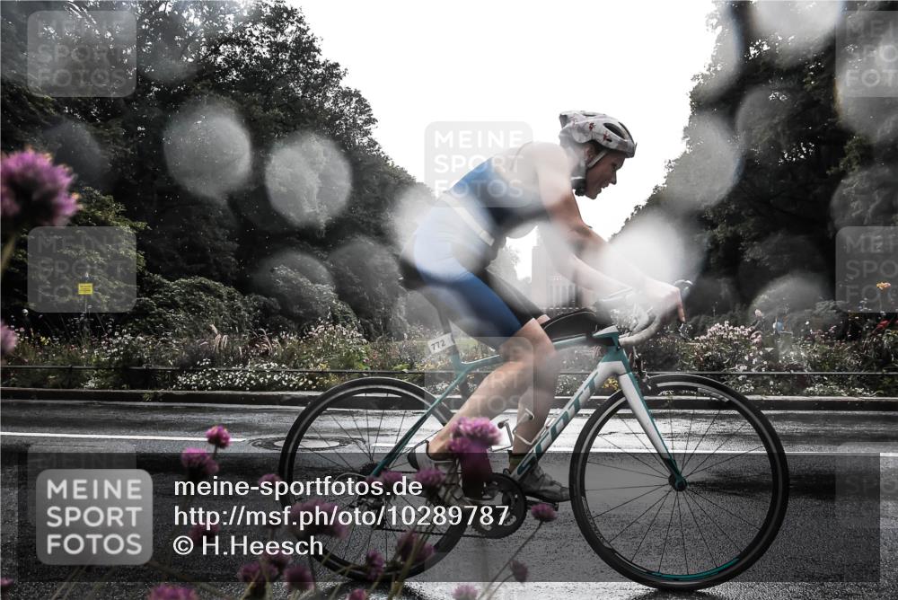 13.09.2026 - Stadtparktriathlon H.Heesch http://msf.ph/oto/10289787 13.09.2026 11:47:58 Radfahren 772, 857, 858, 925 meine-sportfotos.de