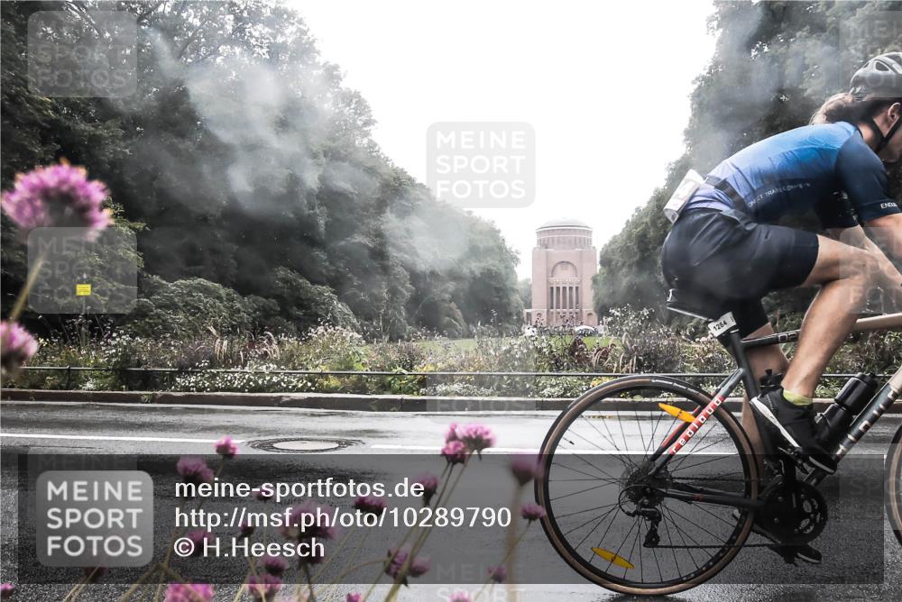 13.09.2026 - Stadtparktriathlon H.Heesch http://msf.ph/oto/10289790 13.09.2026 12:57:19 Radfahren 1284, 1301, 1333, 1338 meine-sportfotos.de