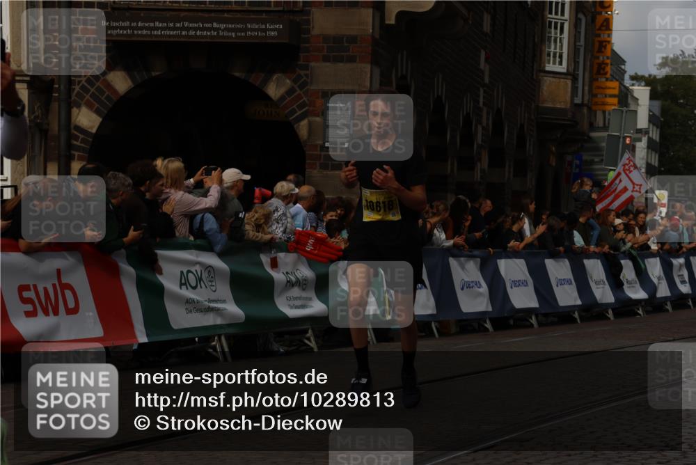 13.09.2026 - 21. swb-Marathon Bremen Strokosch-Dieckow http://msf.ph/oto/10289813 13.09.2026 10:43:35 Ziel 10346, 10456, 11042, 11143, 11265, 11632, 12053, 12406, 12469, 13523, 11019, 11948, 12250, 12253, 13509 meine-sportfotos.de