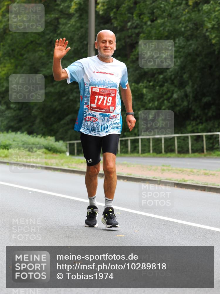 13.09.2026 - 21. swb-Marathon Bremen TobiasT http://msf.ph/oto/10289818 13.09.2026 12:29:15 Laufen 21, 26, 1719, 1711, 21, 240, 42, 195, 10, 00 meine-sportfotos.de