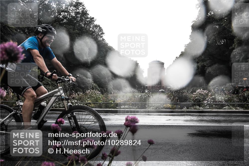 13.09.2026 - Stadtparktriathlon H.Heesch http://msf.ph/oto/10289824 13.09.2026 11:48:33 Radfahren 741, 774, 884 meine-sportfotos.de
