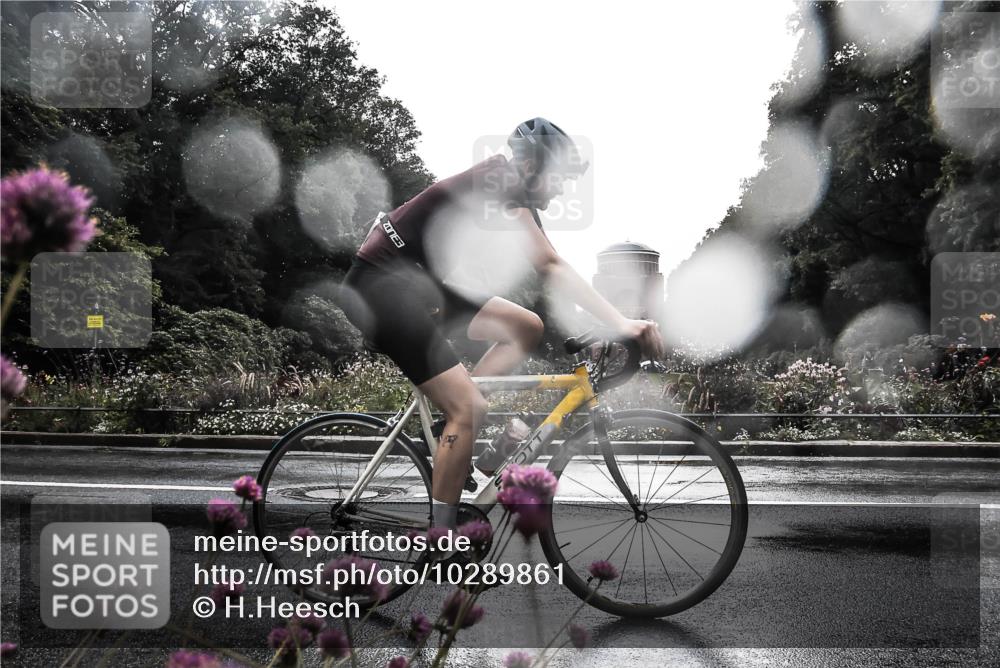 13.09.2026 - Stadtparktriathlon H.Heesch http://msf.ph/oto/10289861 13.09.2026 11:48:49 Radfahren 787, 804, 807 meine-sportfotos.de