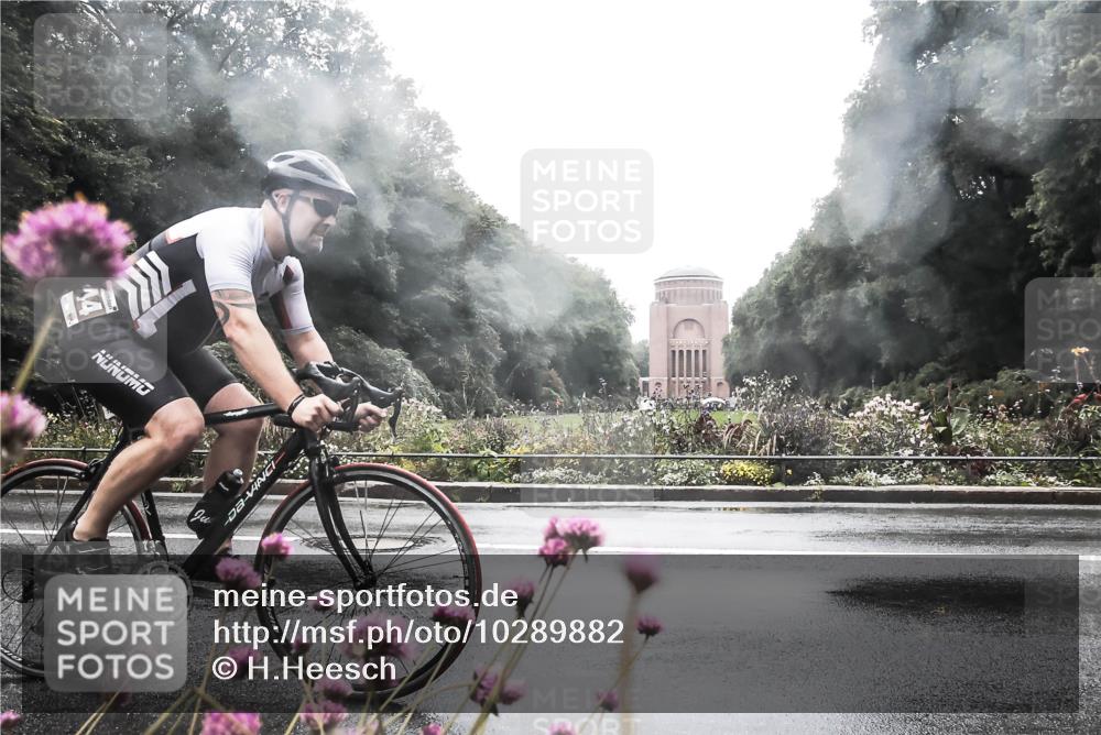 13.09.2026 - Stadtparktriathlon H.Heesch http://msf.ph/oto/10289882 13.09.2026 12:58:14 Radfahren 1210, 1244, 1278, 1352, 1359, 1385, 1420 meine-sportfotos.de