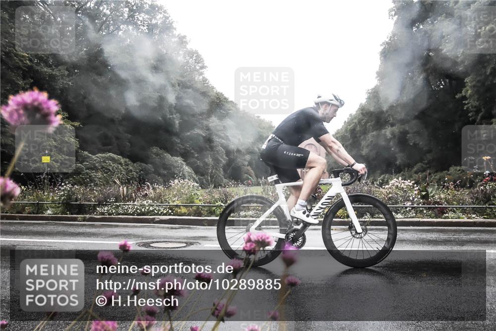 13.09.2026 - Stadtparktriathlon H.Heesch http://msf.ph/oto/10289885 13.09.2026 12:58:14 Radfahren 1210, 1244, 1278, 1352, 1359, 1385, 1420 meine-sportfotos.de