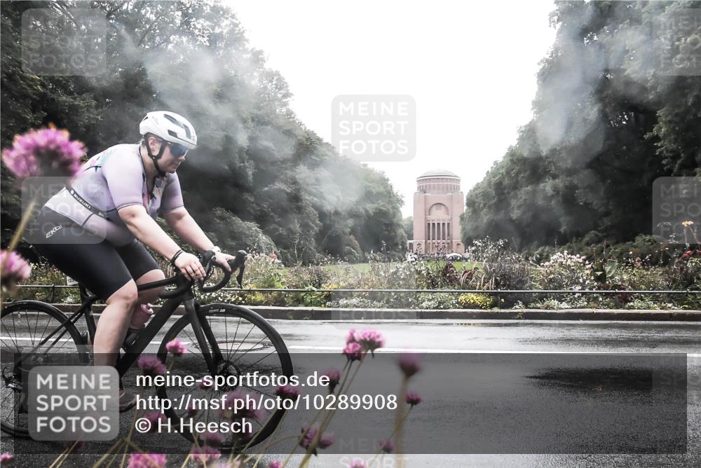 13.09.2026 - Stadtparktriathlon H.Heesch http://msf.ph/oto/10289908 13.09.2026 12:58:29 Radfahren 1212, 1237, 1312, 1336 meine-sportfotos.de
