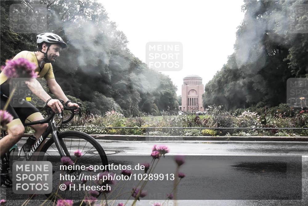 13.09.2026 - Stadtparktriathlon H.Heesch http://msf.ph/oto/10289913 13.09.2026 12:58:30 Radfahren 1212, 1237, 1312, 1336 meine-sportfotos.de
