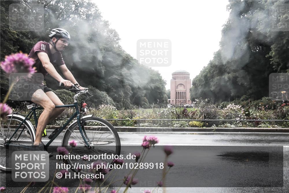 13.09.2026 - Stadtparktriathlon H.Heesch http://msf.ph/oto/10289918 13.09.2026 12:58:34 Radfahren 1212, 1256, 1295, 1300, 1312, 1383 meine-sportfotos.de