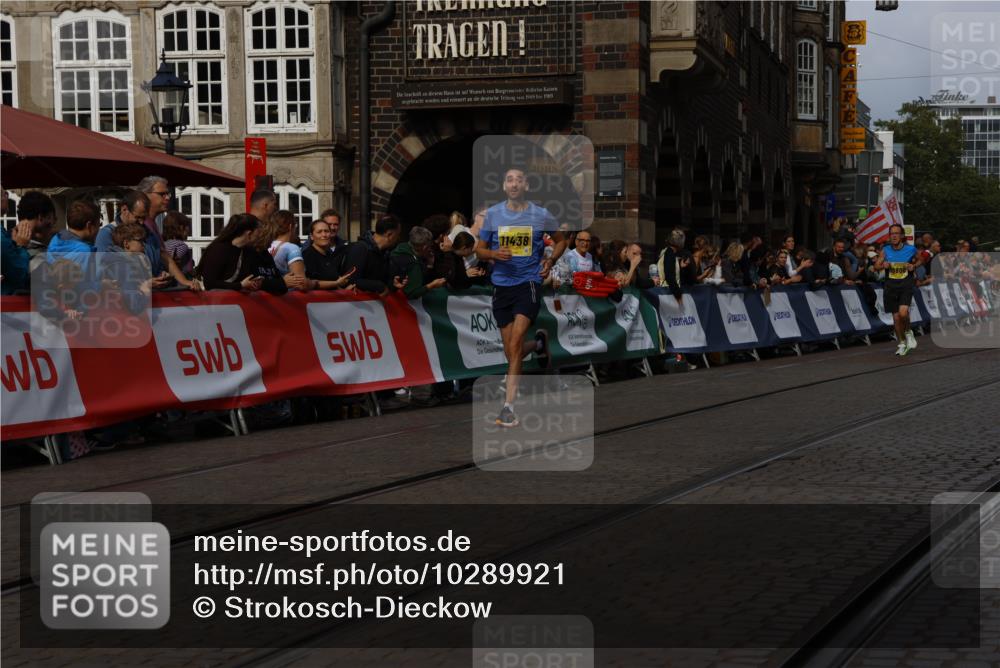 13.09.2026 - 21. swb-Marathon Bremen Strokosch-Dieckow http://msf.ph/oto/10289921 13.09.2026 10:44:38 Ziel 10956, 11108, 11148, 11438, 11644, 11758, 10266, 10628, 11692, 11704, 12302, 12425 meine-sportfotos.de