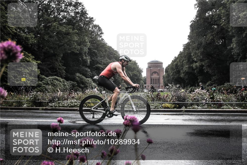 13.09.2026 - Stadtparktriathlon H.Heesch http://msf.ph/oto/10289934 13.09.2026 11:49:38 Radfahren 710, 735, 738, 750, 765, 793, 919, 941 meine-sportfotos.de