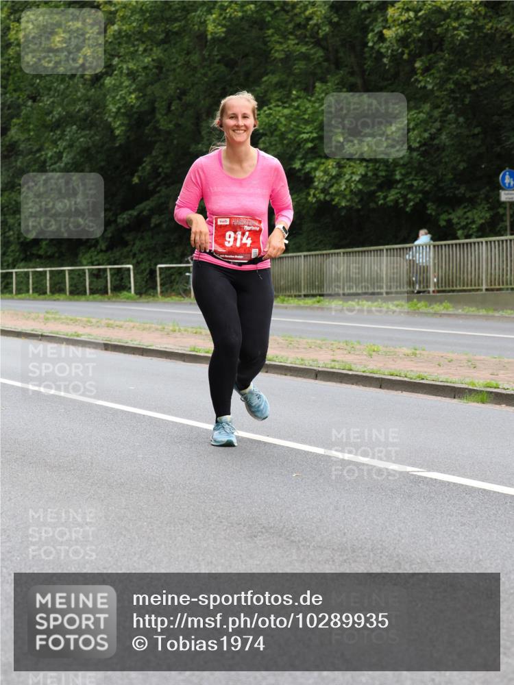 13.09.2026 - 21. swb-Marathon Bremen TobiasT http://msf.ph/oto/10289935 13.09.2026 12:29:41 Laufen 914 meine-sportfotos.de