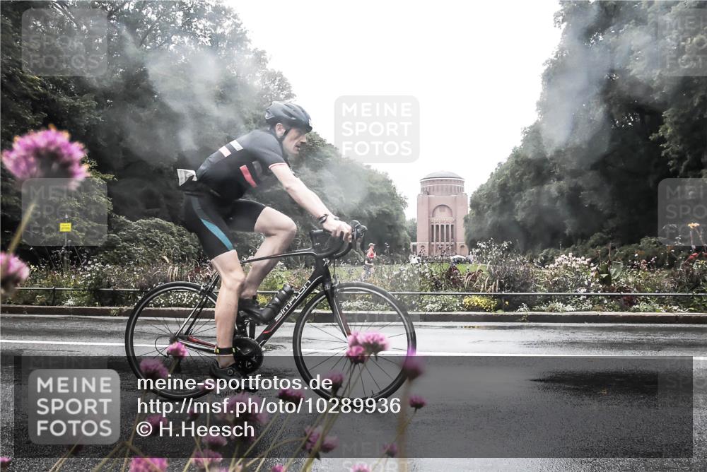 13.09.2026 - Stadtparktriathlon H.Heesch http://msf.ph/oto/10289936 13.09.2026 12:58:40 Radfahren 1256, 1300, 1340, 1369 meine-sportfotos.de