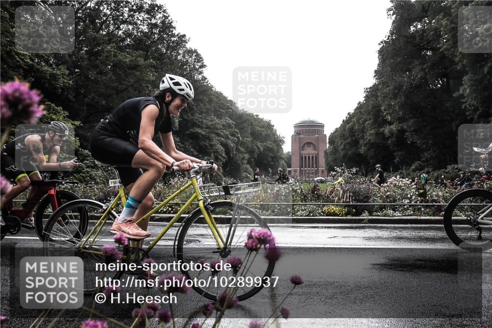 13.09.2026 - Stadtparktriathlon H.Heesch http://msf.ph/oto/10289937 13.09.2026 11:49:38 Radfahren 710, 735, 738, 750, 765, 793, 919, 941 meine-sportfotos.de