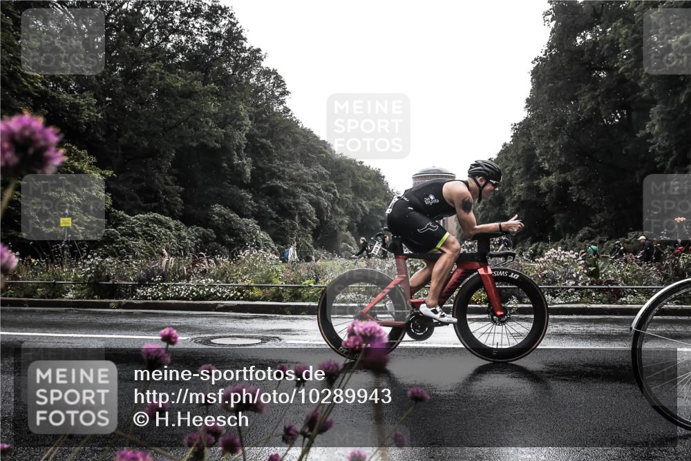 13.09.2026 - Stadtparktriathlon H.Heesch http://msf.ph/oto/10289943 13.09.2026 11:49:38 Radfahren 710, 735, 738, 750, 765, 793, 919, 941 meine-sportfotos.de