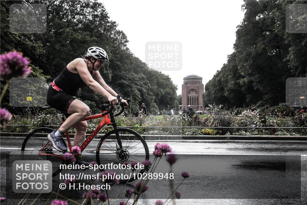 13.09.2026 - Stadtparktriathlon H.Heesch http://msf.ph/oto/10289948 13.09.2026 11:49:41 Radfahren 738, 750, 919, 941 meine-sportfotos.de