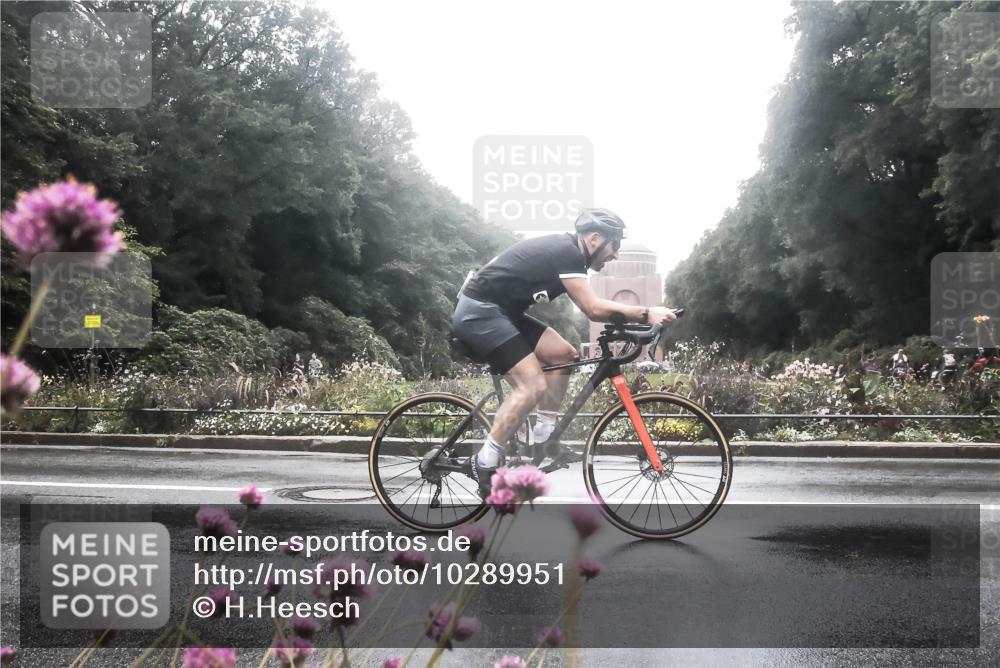 13.09.2026 - Stadtparktriathlon H.Heesch http://msf.ph/oto/10289951 13.09.2026 12:59:02 Radfahren 1118, 1264, 1317, 1344, 1391, 1401 meine-sportfotos.de