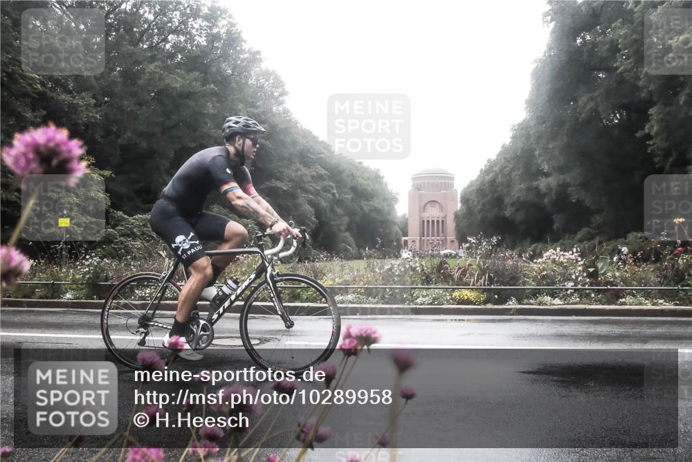 13.09.2026 - Stadtparktriathlon H.Heesch http://msf.ph/oto/10289958 13.09.2026 12:59:04 Radfahren 1118, 1249, 1264, 1317, 1344, 1391, 1401 meine-sportfotos.de