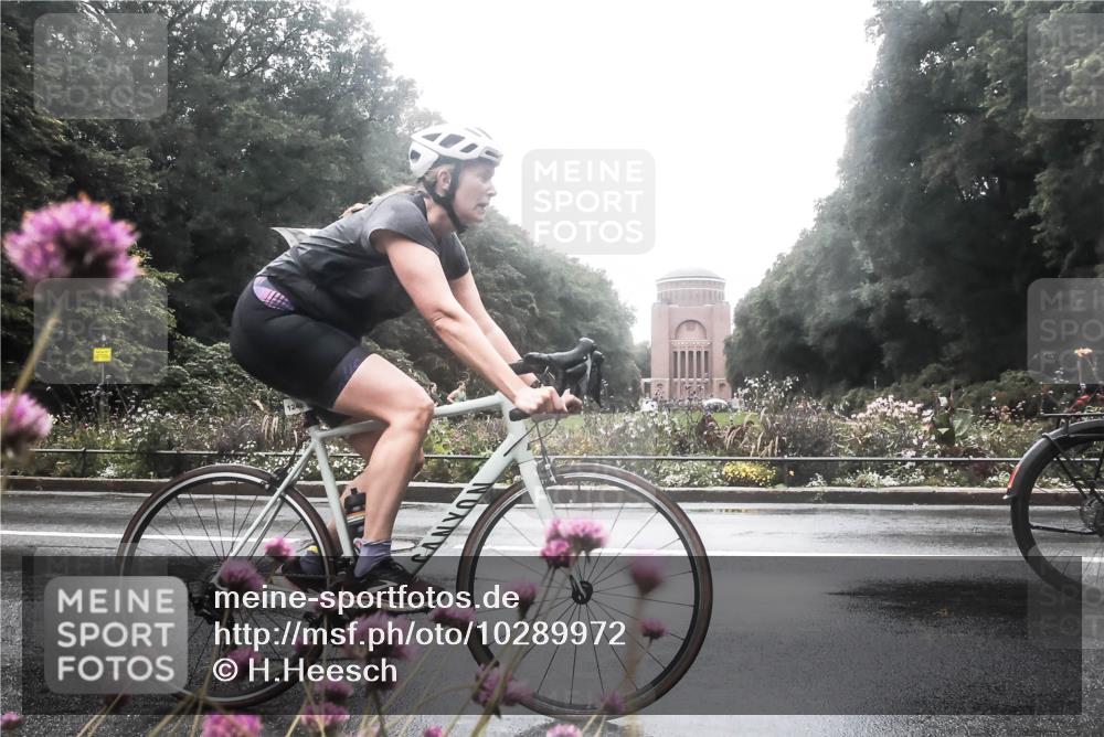 13.09.2026 - Stadtparktriathlon H.Heesch http://msf.ph/oto/10289972 13.09.2026 12:59:06 Radfahren 1118, 1249, 1264, 1322, 1323, 1344, 1391 meine-sportfotos.de