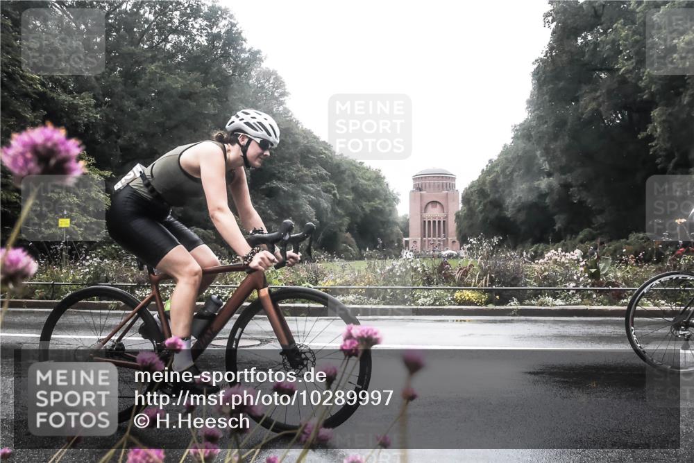 13.09.2026 - Stadtparktriathlon H.Heesch http://msf.ph/oto/10289997 13.09.2026 12:59:18 Radfahren 1070, 1151, 1219, 1292, 1379, 1381, 1406 meine-sportfotos.de