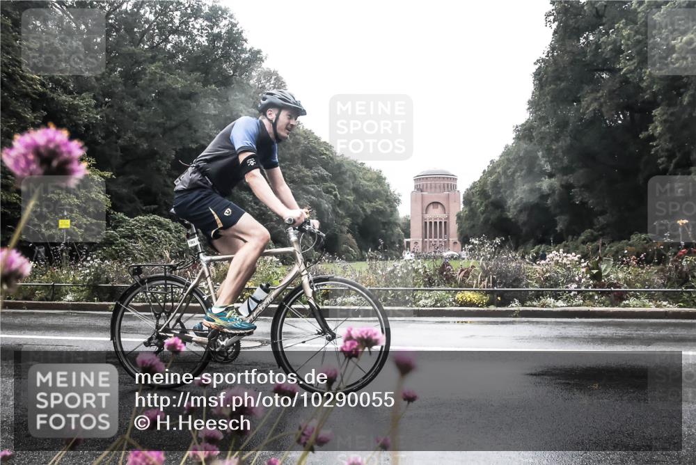 13.09.2026 - Stadtparktriathlon H.Heesch http://msf.ph/oto/10290055 13.09.2026 12:59:46 Radfahren 1107, 1168, 1302, 1303, 1353, 1414, 1428 meine-sportfotos.de