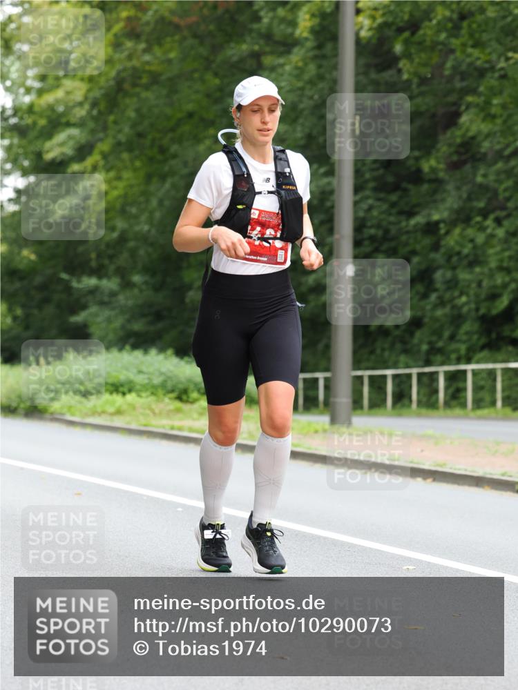 13.09.2026 - 21. swb-Marathon Bremen TobiasT http://msf.ph/oto/10290073 13.09.2026 12:30:05 Laufen 26 meine-sportfotos.de