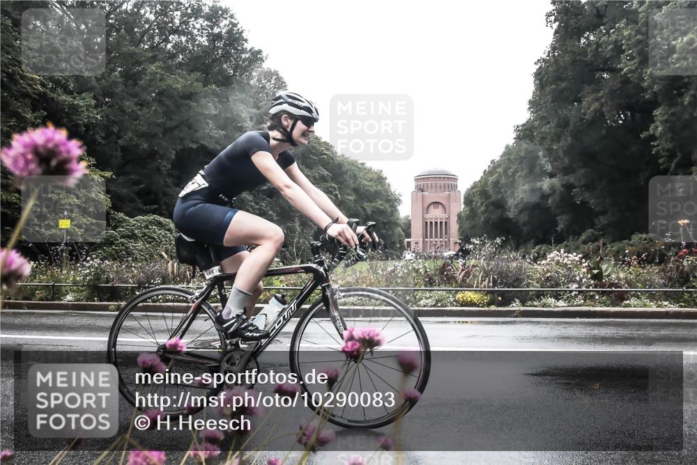 13.09.2026 - Stadtparktriathlon H.Heesch http://msf.ph/oto/10290083 13.09.2026 12:59:56 Radfahren 1233, 1247, 1418 meine-sportfotos.de