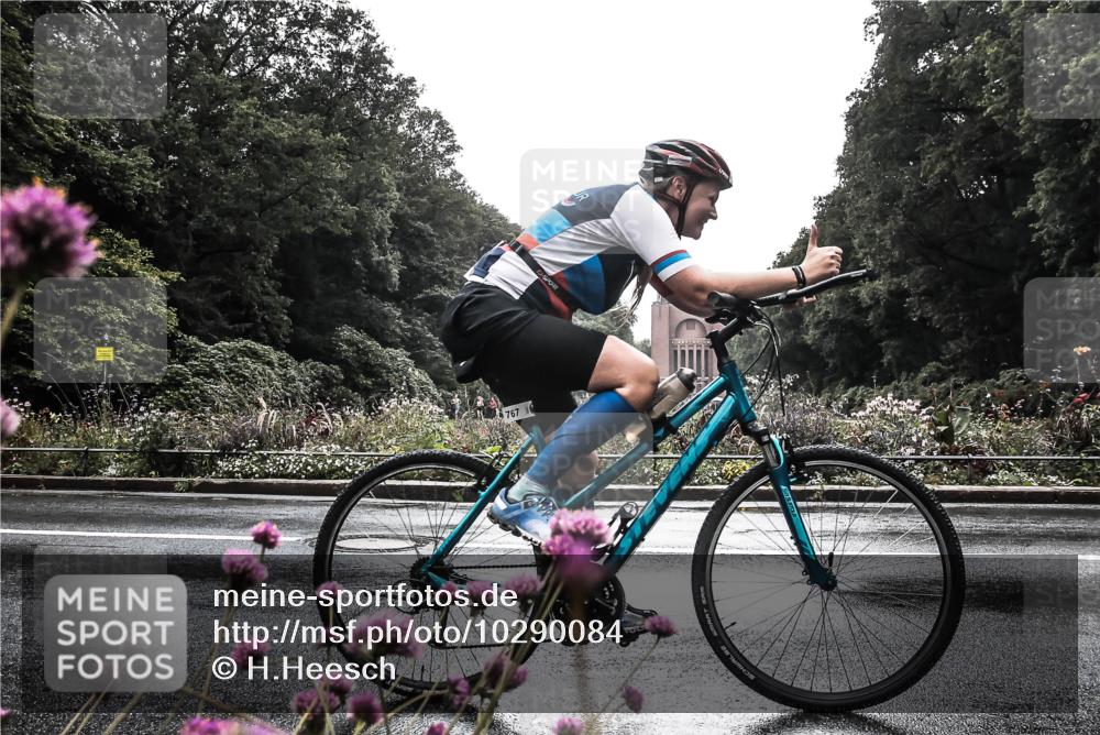 13.09.2026 - Stadtparktriathlon H.Heesch http://msf.ph/oto/10290084 13.09.2026 11:51:09 Radfahren 767, 904, 906, 963 meine-sportfotos.de