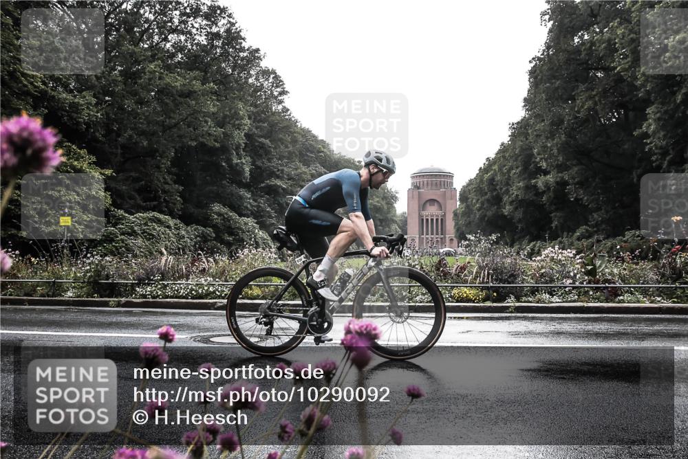 13.09.2026 - Stadtparktriathlon H.Heesch http://msf.ph/oto/10290092 13.09.2026 11:51:10 Radfahren 767, 904, 906, 963 meine-sportfotos.de