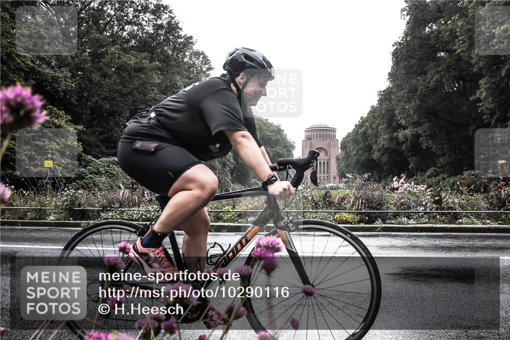 13.09.2026 - Stadtparktriathlon H.Heesch http://msf.ph/oto/10290116 13.09.2026 11:51:25 Radfahren 722, 796, 812, 823, 853, 886, 1800 meine-sportfotos.de