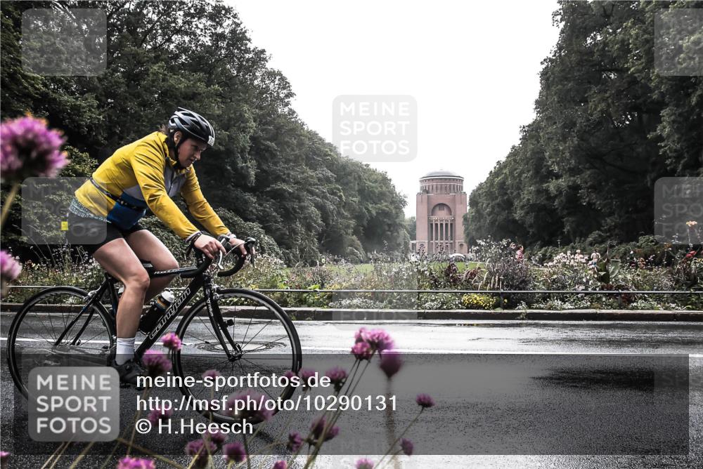 13.09.2026 - Stadtparktriathlon H.Heesch http://msf.ph/oto/10290131 13.09.2026 11:51:32 Radfahren 728, 864 meine-sportfotos.de