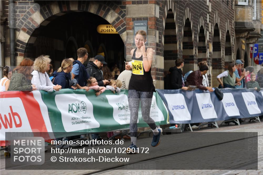 13.09.2026 - 21. swb-Marathon Bremen Strokosch-Dieckow http://msf.ph/oto/10290172 13.09.2026 11:15:26 Ziel 10271, 10325, 10605, 11673, 11694, 11810, 11990, 12110, 12333, 11504, 12137 meine-sportfotos.de