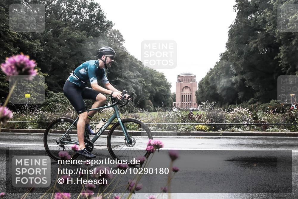 13.09.2026 - Stadtparktriathlon H.Heesch http://msf.ph/oto/10290180 13.09.2026 13:00:34 Radfahren 1370 meine-sportfotos.de