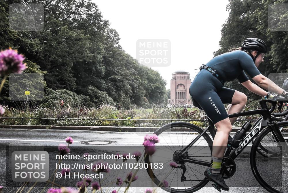 13.09.2026 - Stadtparktriathlon H.Heesch http://msf.ph/oto/10290183 13.09.2026 11:52:01 Radfahren 713, 877, 902, 903 meine-sportfotos.de