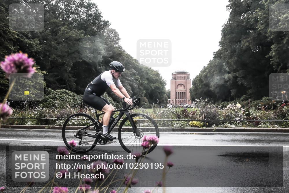 13.09.2026 - Stadtparktriathlon H.Heesch http://msf.ph/oto/10290195 13.09.2026 13:00:44 Radfahren 1143, 1282, 1285, 1314 meine-sportfotos.de