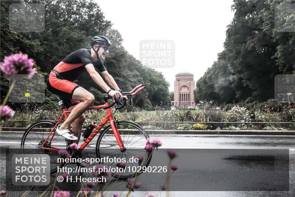 13.09.2026 - Stadtparktriathlon H.Heesch http://msf.ph/oto/10290226 13.09.2026 13:00:54 Radfahren 1228, 1319, 1324 meine-sportfotos.de