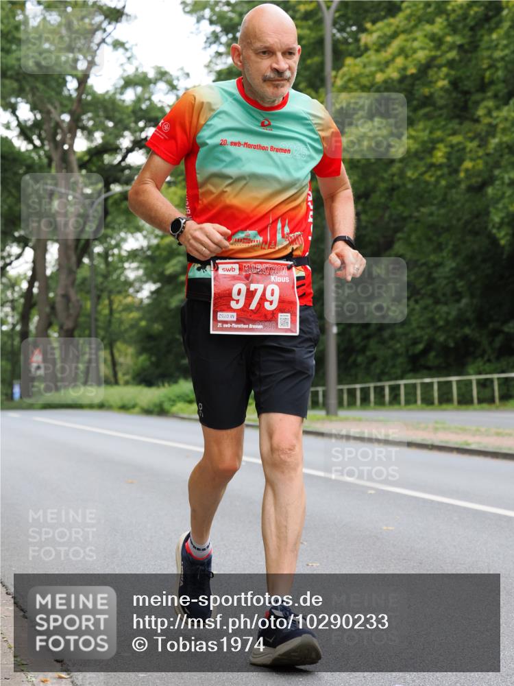13.09.2026 - 21. swb-Marathon Bremen TobiasT http://msf.ph/oto/10290233 13.09.2026 12:30:35 Laufen 20, 979, 21, 26 meine-sportfotos.de