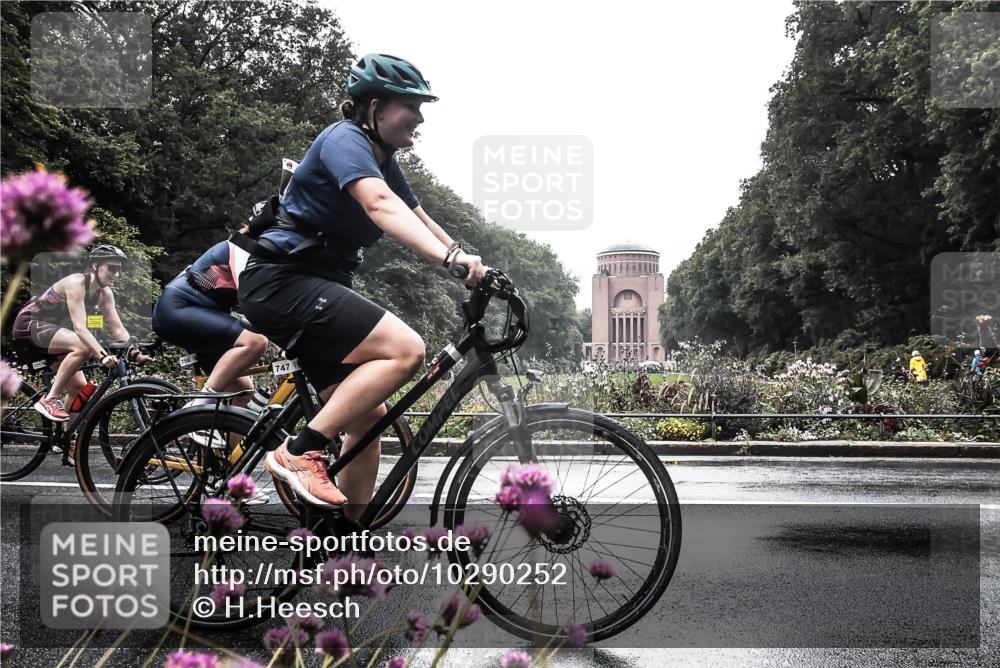 13.09.2026 - Stadtparktriathlon H.Heesch http://msf.ph/oto/10290252 13.09.2026 11:52:48 Radfahren 709, 721, 729, 747, 756, 895, 938 meine-sportfotos.de