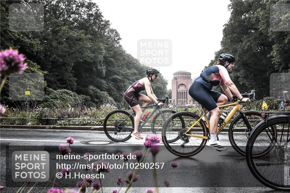 13.09.2026 - Stadtparktriathlon H.Heesch http://msf.ph/oto/10290257 13.09.2026 11:52:48 Radfahren 709, 721, 729, 747, 756, 895, 938 meine-sportfotos.de