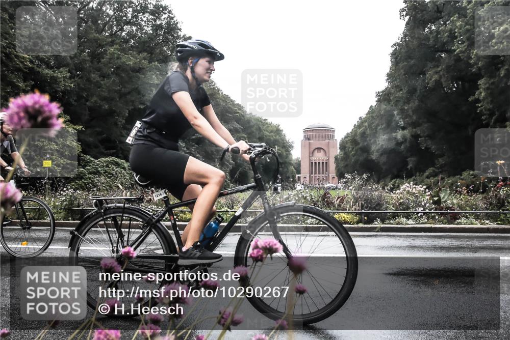13.09.2026 - Stadtparktriathlon H.Heesch http://msf.ph/oto/10290267 13.09.2026 13:01:13 Radfahren 1209, 1216, 1294, 1325, 1362, 1388, 1400 meine-sportfotos.de