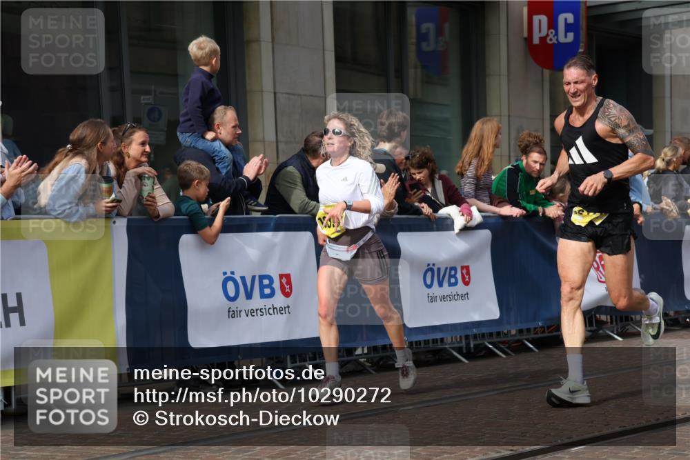 13.09.2026 - 21. swb-Marathon Bremen Strokosch-Dieckow http://msf.ph/oto/10290272 13.09.2026 10:45:17 Ziel 10318, 10352, 10464, 10536, 10541, 10583, 10987, 11015, 11063, 11088, 11209, 11232, 11279, 11478, 11559, 11749, 11835, 11845, 12087, 12290, 12355, 12534, 13532, 13595, 13628, 10096, 10143, 10214, 10398, 10735, 10866, 11020, 11396, 11695, 12054, 12475, 13591 meine-sportfotos.de