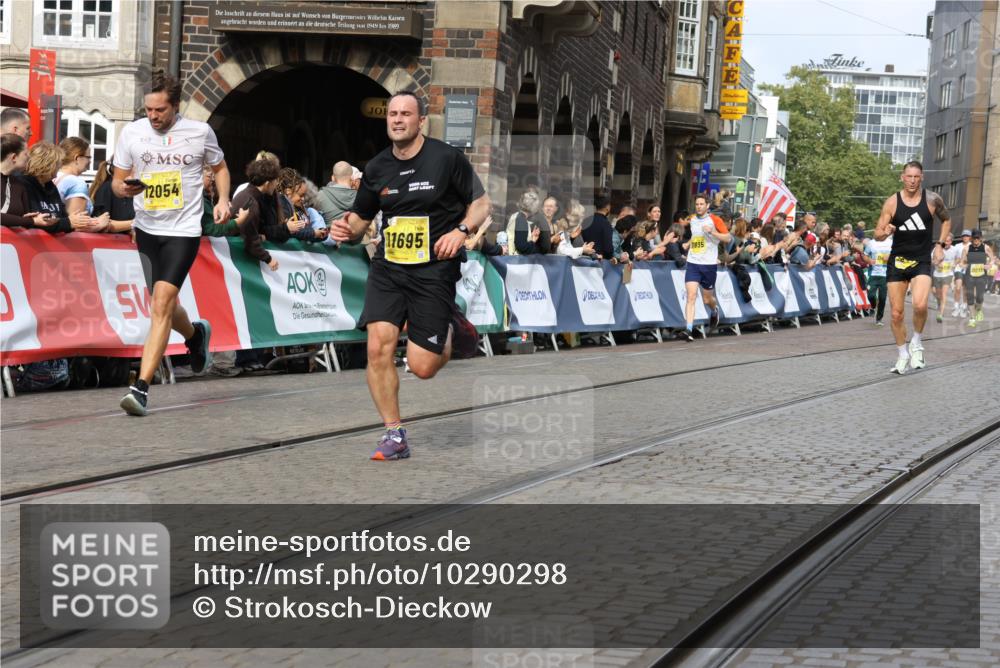13.09.2026 - 21. swb-Marathon Bremen Strokosch-Dieckow http://msf.ph/oto/10290298 13.09.2026 10:45:28 Ziel 10096, 10143, 10214, 10735, 10866, 11020, 11396, 11695, 13591, 10352, 10464, 10536, 10541, 10583, 10987, 11063, 11088, 11209, 11559, 11749, 11845, 12087, 12290, 12355, 13532, 13628 meine-sportfotos.de