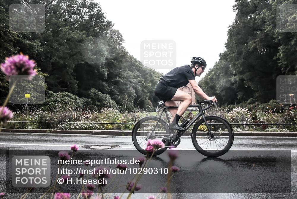 13.09.2026 - Stadtparktriathlon H.Heesch http://msf.ph/oto/10290310 13.09.2026 13:01:22 Radfahren 1079, 1119, 1214, 1229, 1387 meine-sportfotos.de