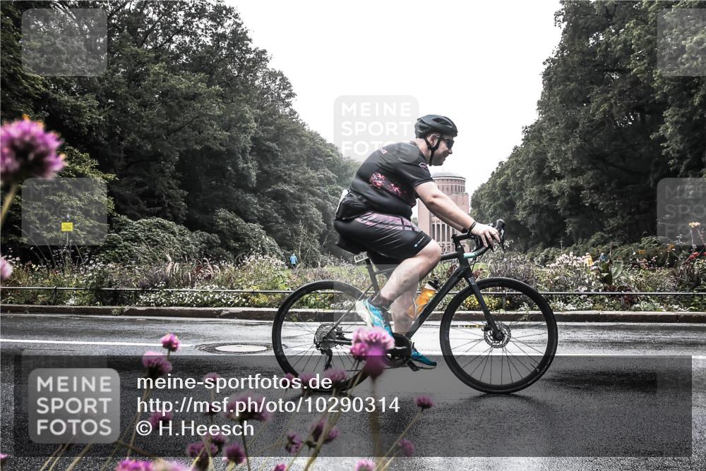 13.09.2026 - Stadtparktriathlon H.Heesch http://msf.ph/oto/10290314 13.09.2026 11:53:01 Radfahren 758, 852, 854 meine-sportfotos.de