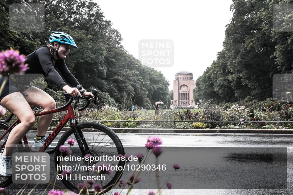 13.09.2026 - Stadtparktriathlon H.Heesch http://msf.ph/oto/10290346 13.09.2026 11:53:28 Radfahren 769, 795, 834, 915 meine-sportfotos.de