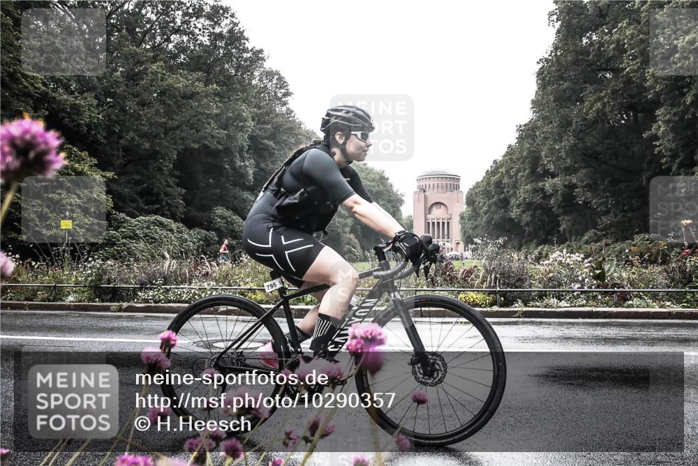13.09.2026 - Stadtparktriathlon H.Heesch http://msf.ph/oto/10290357 13.09.2026 11:53:31 Radfahren 769, 795, 819, 834, 849, 915 meine-sportfotos.de