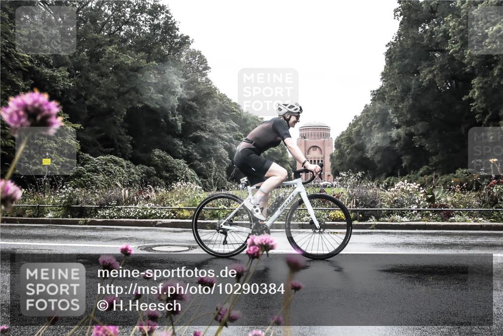 13.09.2026 - Stadtparktriathlon H.Heesch http://msf.ph/oto/10290384 13.09.2026 13:01:49 Radfahren 1280, 1349, 1368 meine-sportfotos.de