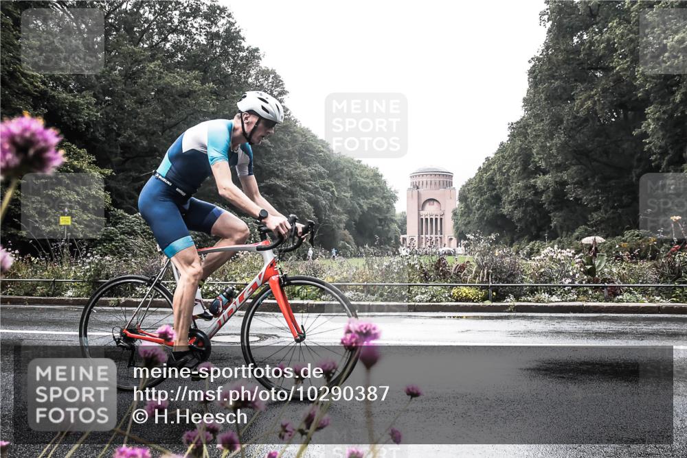 13.09.2026 - Stadtparktriathlon H.Heesch http://msf.ph/oto/10290387 13.09.2026 11:53:44 Radfahren 817, 828, 838, 870, 874, 880, 907 meine-sportfotos.de