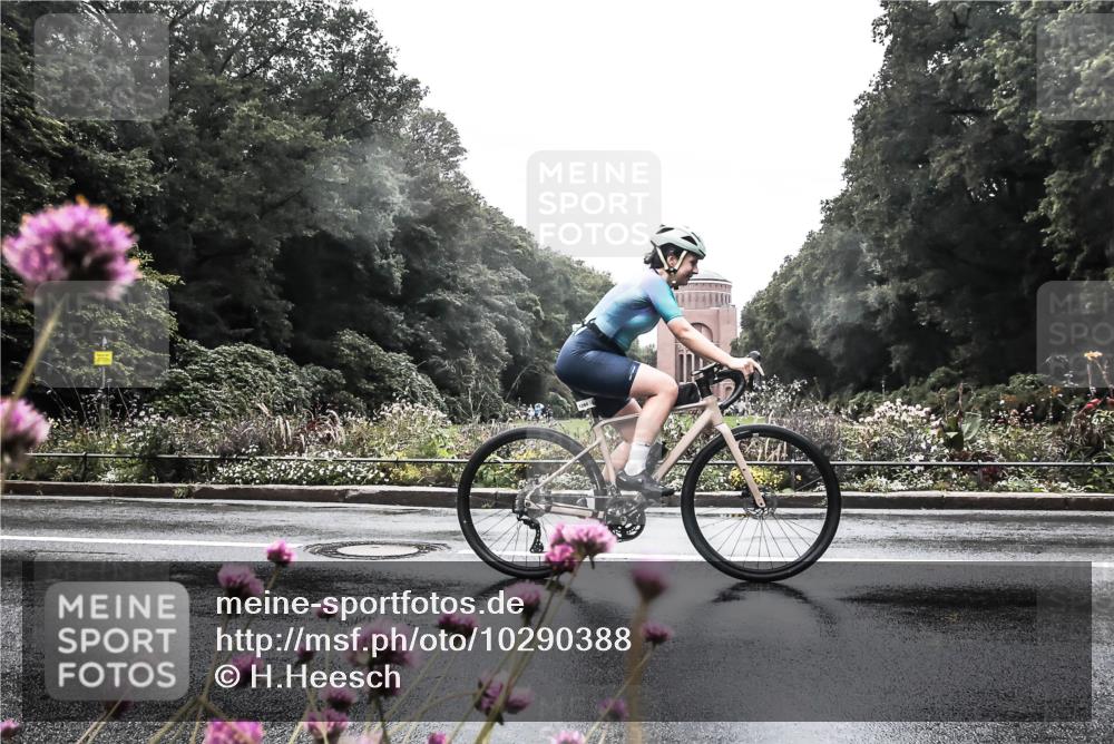 13.09.2026 - Stadtparktriathlon H.Heesch http://msf.ph/oto/10290388 13.09.2026 13:01:50 Radfahren 1280, 1349, 1368 meine-sportfotos.de