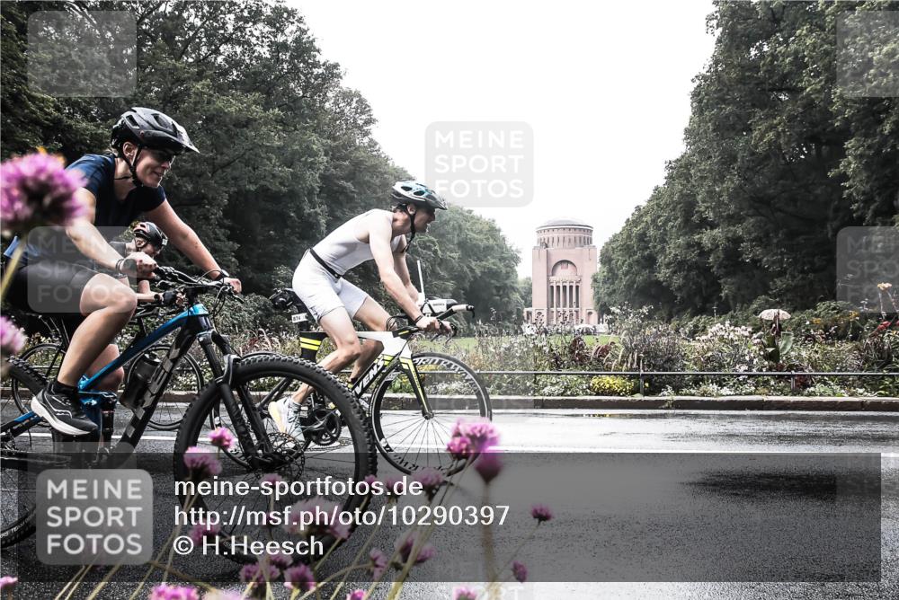 13.09.2026 - Stadtparktriathlon H.Heesch http://msf.ph/oto/10290397 13.09.2026 11:53:47 Radfahren 817, 828, 838, 870, 874, 880, 907 meine-sportfotos.de